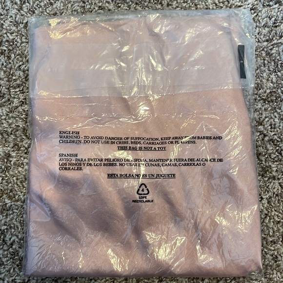 NWT. Speechless Cowl Neckline Slip Dress M - Picture 4 of 4